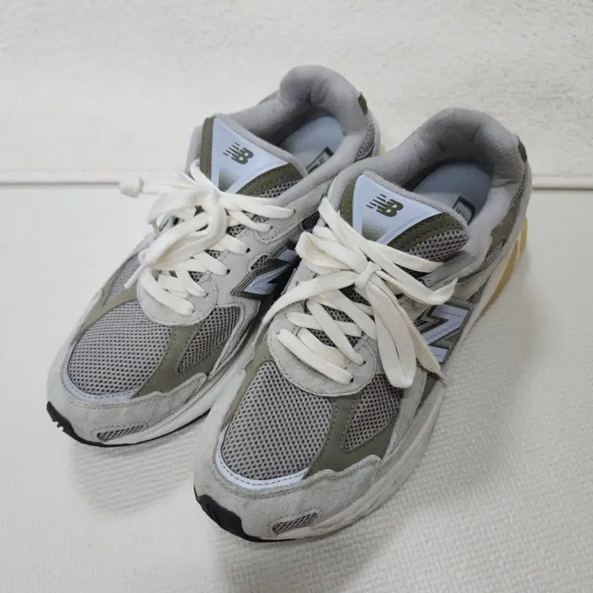 [BUNJANG] New Balance 2010 Abzorb Arid Stone 265 Sneakers / 뉴발란스 2010 앱졸브 애리드 스톤 265 운동화 급처