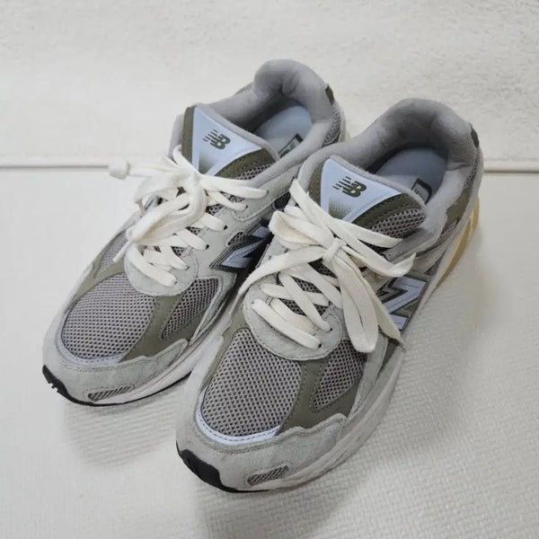 [BUNJANG] New Balance 2010 Abzorb Arid Stone 265 Sneakers / 뉴발란스 2010 앱졸브 애리드 스톤 265 운동화 급처
