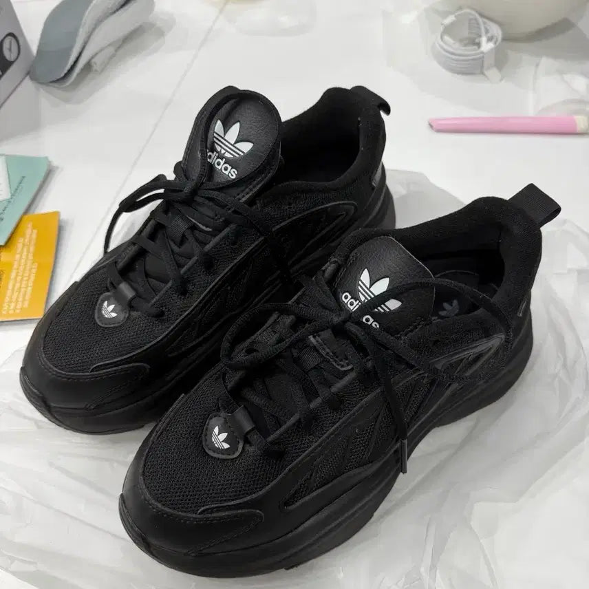 [BUNJANG] Adidas Ozgaia IG6045 Platform Sneakers / 아이다스 오즈가이아 IG6045 255