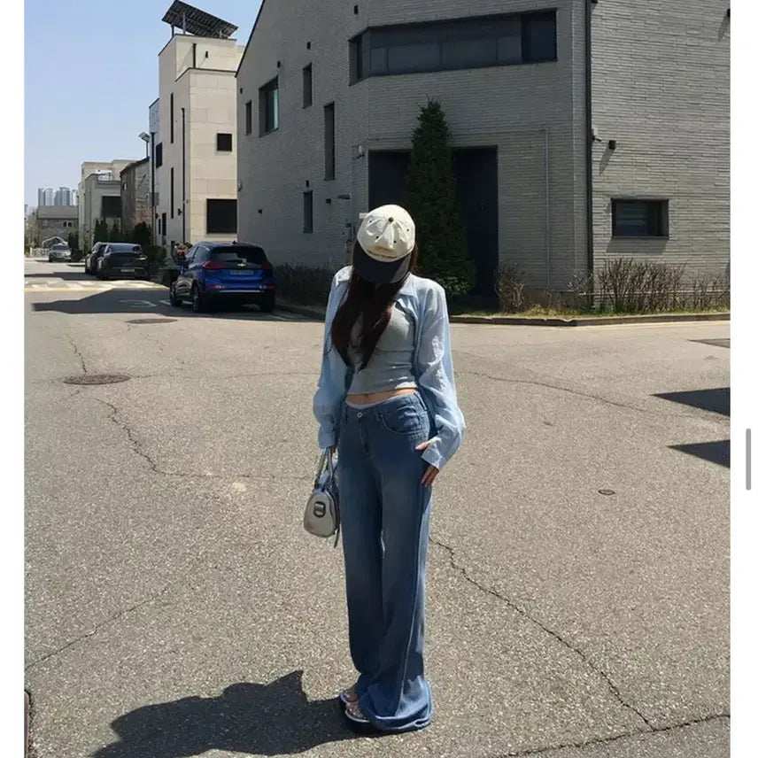 [BUNJANG] Holly Made Silky Tencel Semi-Wide Denim Pants (Medium Blue, S) / 홀리 made 실키 텐셀 세미로우 데님 팬츠 중청 s size