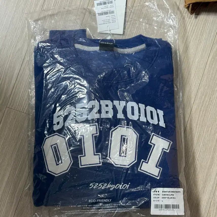 [BUNJANG] 5252by oioi Signature Sweatshirt Deep Blue L / 5252by oioi 시그니처 맨투맨 딥블루 L