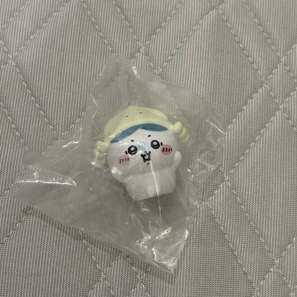 [BUNJANG] Chiikawa Aquarium Soft Vinyl Hachiware Squid Figure / 치이카와 수족관 소프비 하치와레 오징어