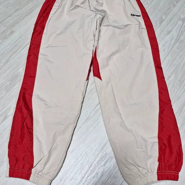 [BUNJANG] YESEYESEE Insane x Trek Pants Beige / YESEYESEE Insane x Trek Pants Beige