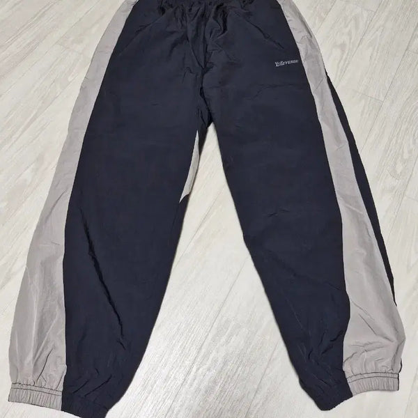 [BUNJANG] YESEYESEE Insane x Trek Pants Black / YESEYESEE Insane x Trek Pants Black