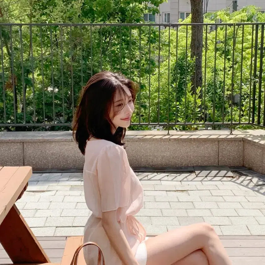 [BUNJANG] FABBIE &L Short Sleeve Blouse / 퍼빗 앤드엘 블라우스