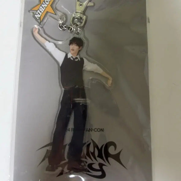 [BUNJANG] RIIZE Wonbin Japan Hall Tour Acrylic Keyring / 라이즈 원빈 아크릴 키링 재팬홀투어