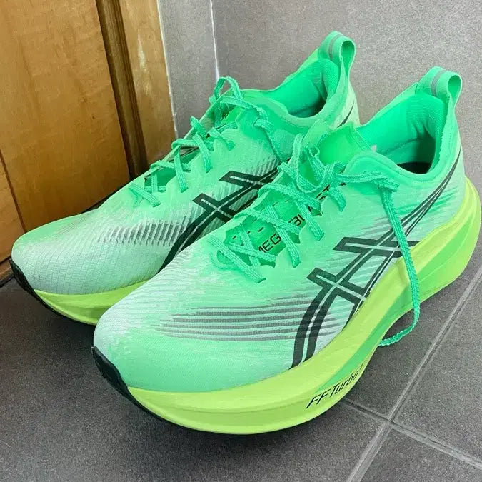 [BUNJANG] Asics Megablast Neon Green Running Shoes / [270 판매] 아식스 메가블라스트 네온 그린