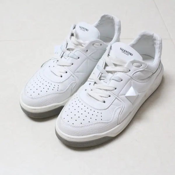 [BUNJANG] Valentino Garavani Men's One Stud Sneakers Size 40 (260mm) / 발렌티노 남성 가라바니 원스터드 스니커즈 40(260)사이즈