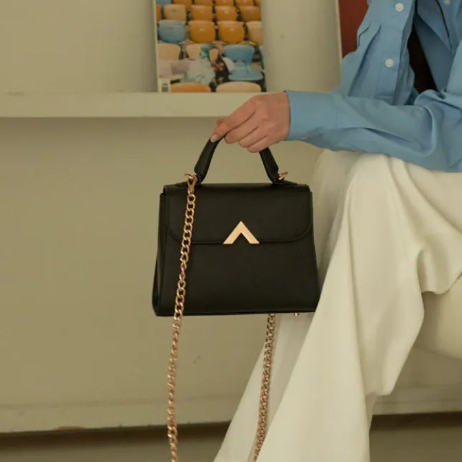 [BUNJANG] Veluent Bellamy Line Adela Bag Black / 결혼식 하객룩 하객 가방 벨류엣 벨라미 라인 아델라백 블랙