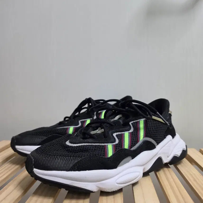 [BUNJANG] Adidas Ozweego Solar Green / #:255아디다스 오즈위고 솔라 그린  -1225
