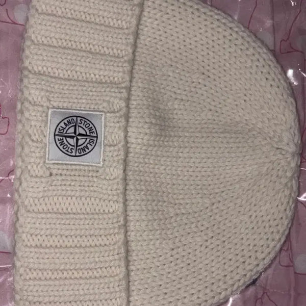 [BUNJANG] Stone Island Compass Patch Beanie Off-White / 스톤아일랜드 컴퍼스 패치 비니