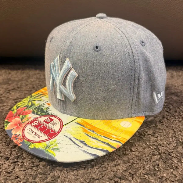 [BUNJANG] New Era New York Yankees Tropical Hawaiian Strapback Hat / 뉴에라 뉴욕 양키스 트로피컬 하와이안 스트랩백 스냅백 모자