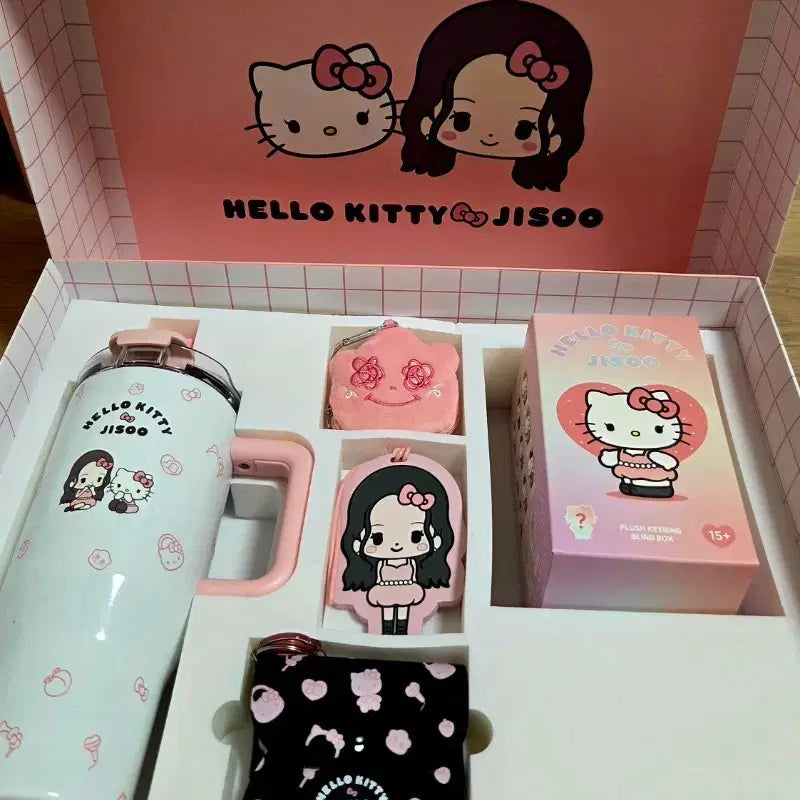[BUNJANG] Hello Kitty x Jisoo Collaboration Merchandise Set / 헬로키티 X 지수 콜라보 굿즈 세트