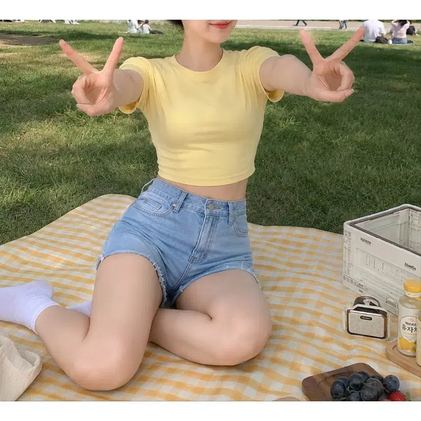 [BUNJANG] Spring Warm Tone Light Yellow Cropped T-Shirt / 봄웜톤 연노란색 크롭티