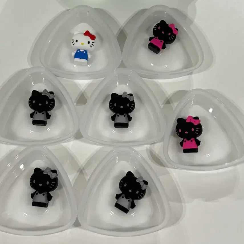 [BUNJANG] Hello Kitty Magnet Set / [새상품] 세븐일레븐 키티 마그넷 팔아요