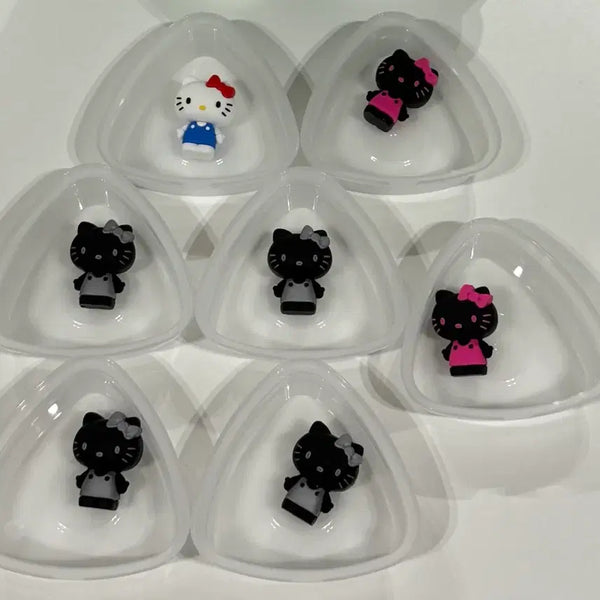 [BUNJANG] Hello Kitty Magnet Set / [새상품] 세븐일레븐 키티 마그넷 팔아요