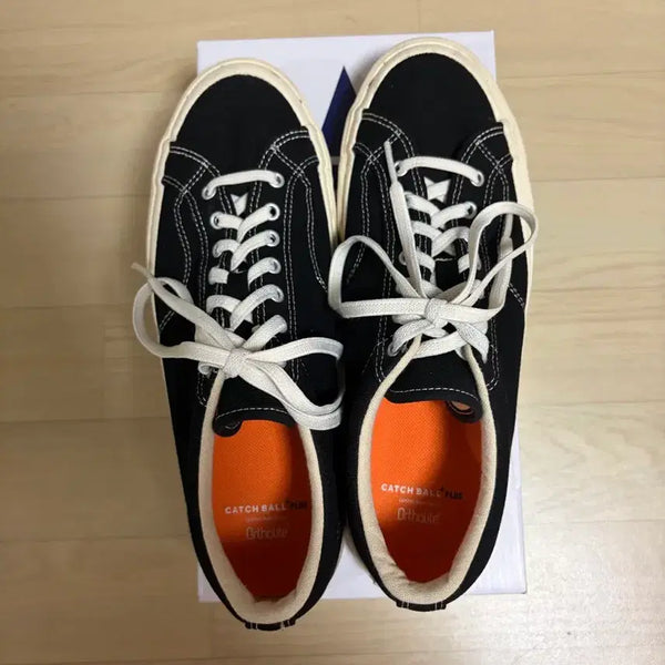 [BUNJANG] Catchball White Sneakers / 캐치볼 블랙