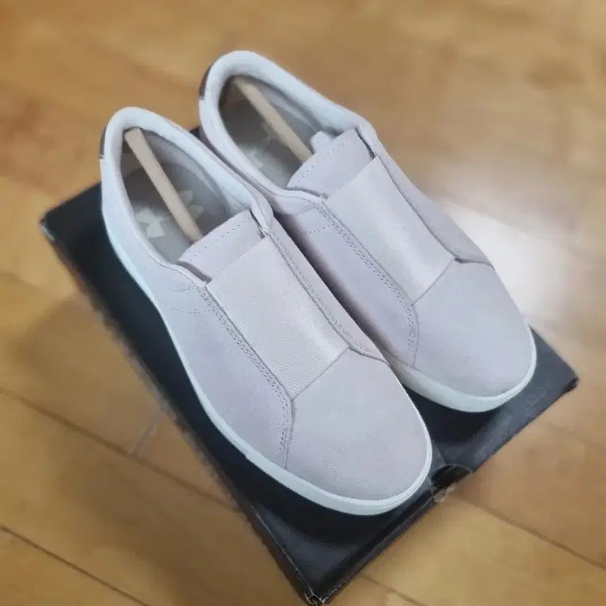 [BUNJANG] Under Armour Pink Rose Slip-On Sneakers (Women's 225) / 언더아머 핑크 로즈 슬립온 225
