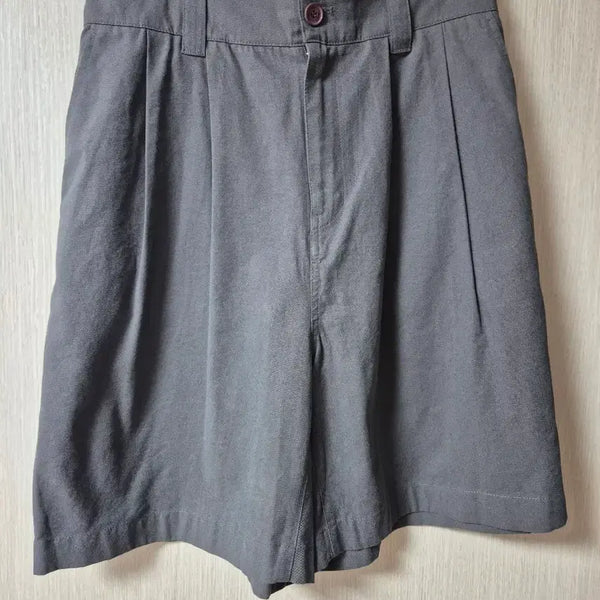 [BUNJANG] Marithe Francois Girbaud 22SS Tucked Back-Banding Bermuda Shorts / (22년) 마리떼 프랑소와 저버 턱 백밴딩 버뮤다 쇼츠 반바지 라지