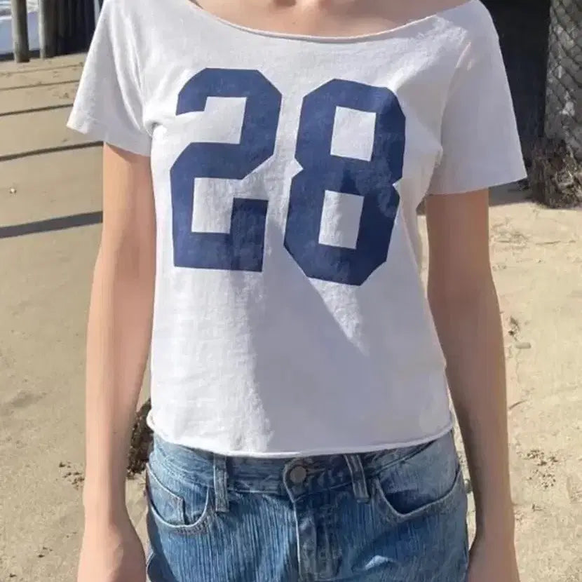 [BUNJANG] Brandy Melville Robyn 28 Top / BRANDY MELVILLE 브랜디 멜빌 ROBYN 28 TOP