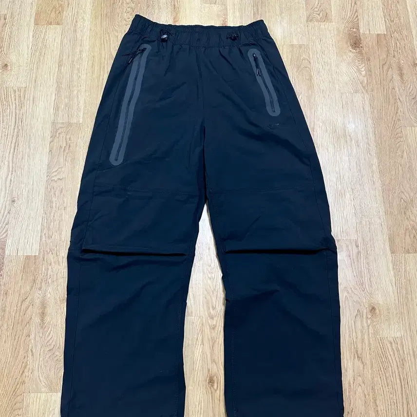 [BUNJANG] Nike Tech Woven Open Hem Pants Black / 나이키 팬츠