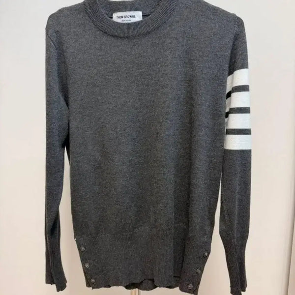 [BUNJANG] Thom Browne 4-Bar Armband Knit Gray / [매장구매] 톰브라운 4선 완장 니트 그레이