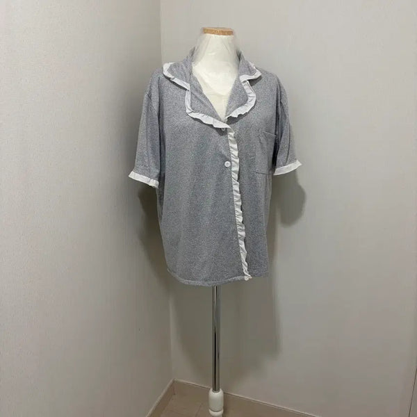 [BUNJANG] Frilled Collar Short Sleeve Shirt - Grey / 프릴 카라 반팔 셔츠 그레이