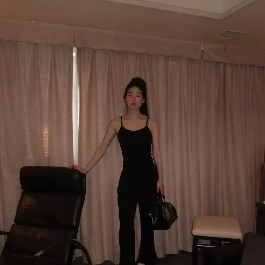 [BUNJANG] Attends Ribbed Long Sleeveless Dress Black / 어텐즈(Attends) 골지 롱 슬리브리스 원피스 블랙