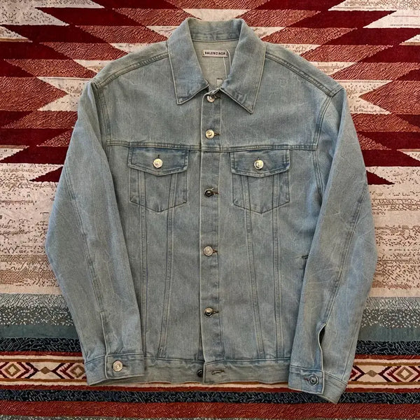 [BUNJANG] Balenciaga Logo Back Print Denim Jacket Light Blue M/95 / 발렌시아가 로고 백프린팅 데님 청자켓 [연청] M/95