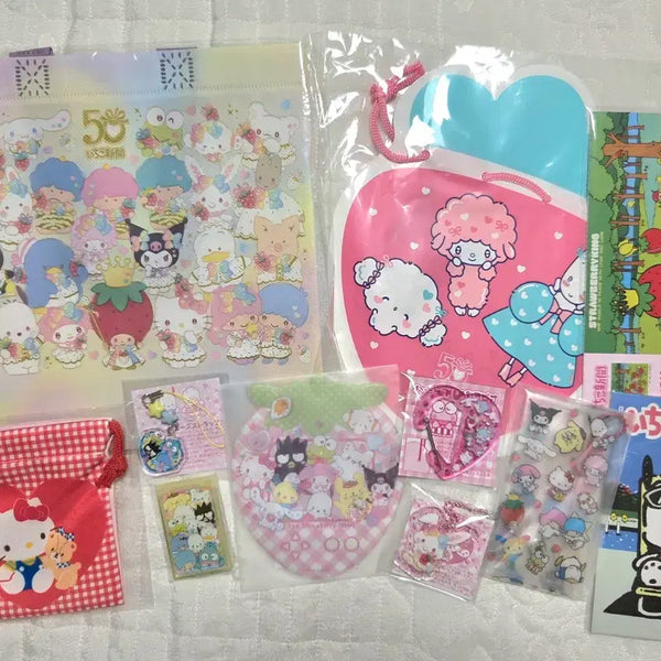 [BUNJANG] Sanrio Ichigo Shimbun Appendix Goods Bundle Set (11 items) / 산리오 이치고신문 부록 굿즈 11종 일괄