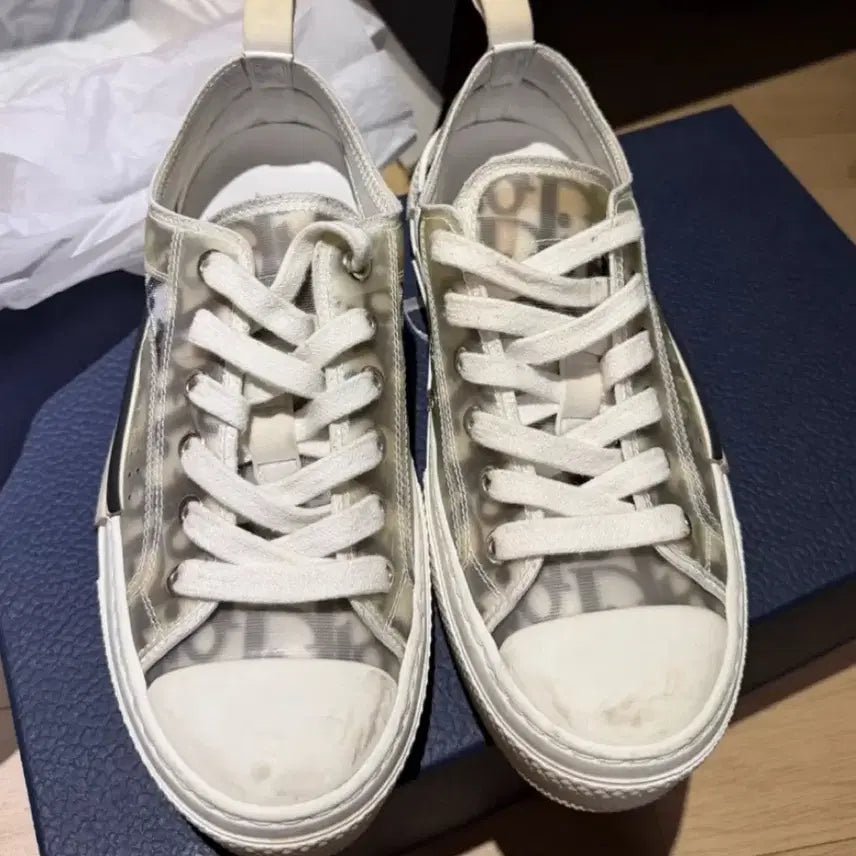 [BUNJANG] Christian Dior Sneakers Size 35 / (정품) 디올 스니커즈 (35)