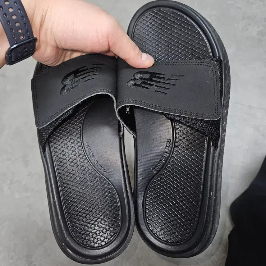 [BUNJANG] New Balance Cushioning Slide Sandals 270 / 뉴발란스 쿠셔닝 슬라이드 270