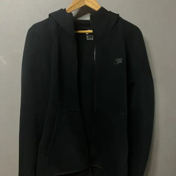 [BUNJANG] Nike Tech Fleece Black 2XL / 나이키 테크팩 블랙 2xl