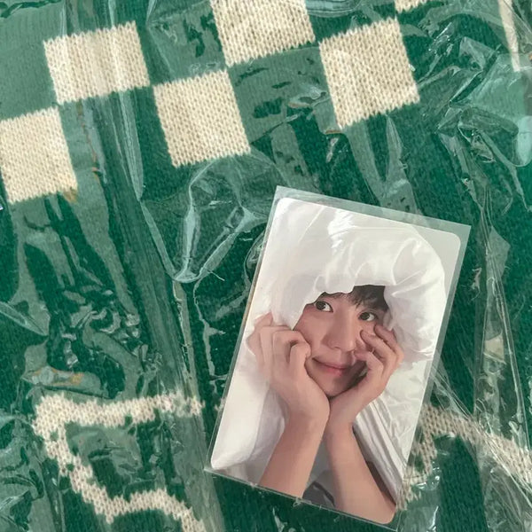 [BUNJANG] Kim Junsu Xiah Junsu Azit Woven Blanket + Photocard (Unsealed) / [단순개봉] 김준수 시아준수 아지트 직조 담요 + 포토카드