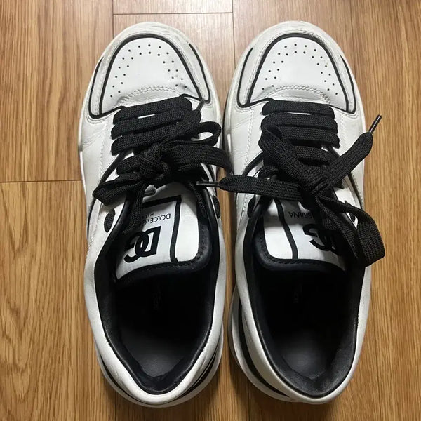 [BUNJANG] Dolce & Gabbana White Black Logo Detail Sneakers / 돌체앤가바나 스니커즈 화이트 블랙