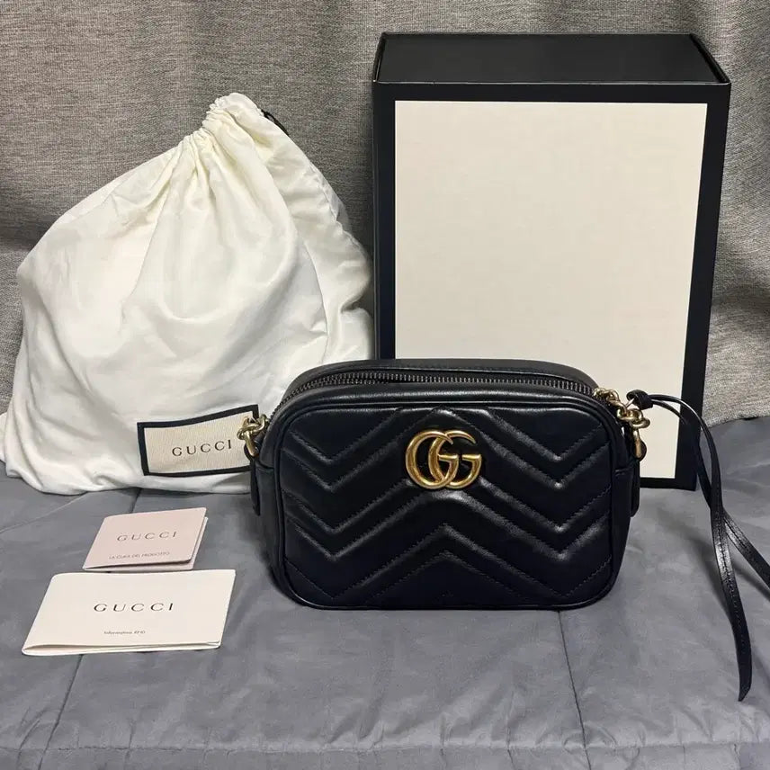 [BUNJANG] Gucci Marmont Matelassé Shoulder Bag Black / 구찌 마몽트 마틀라세 숄더백 블랙