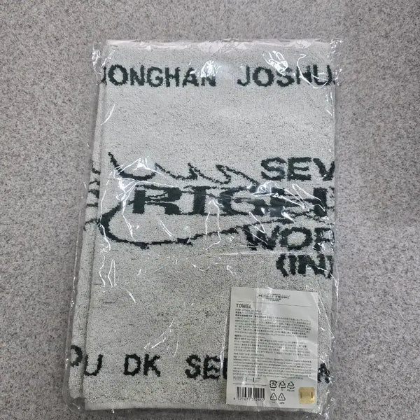 [BUNJANG] Seventeen Joshua Towel / 세븐틴 조슈아 타월