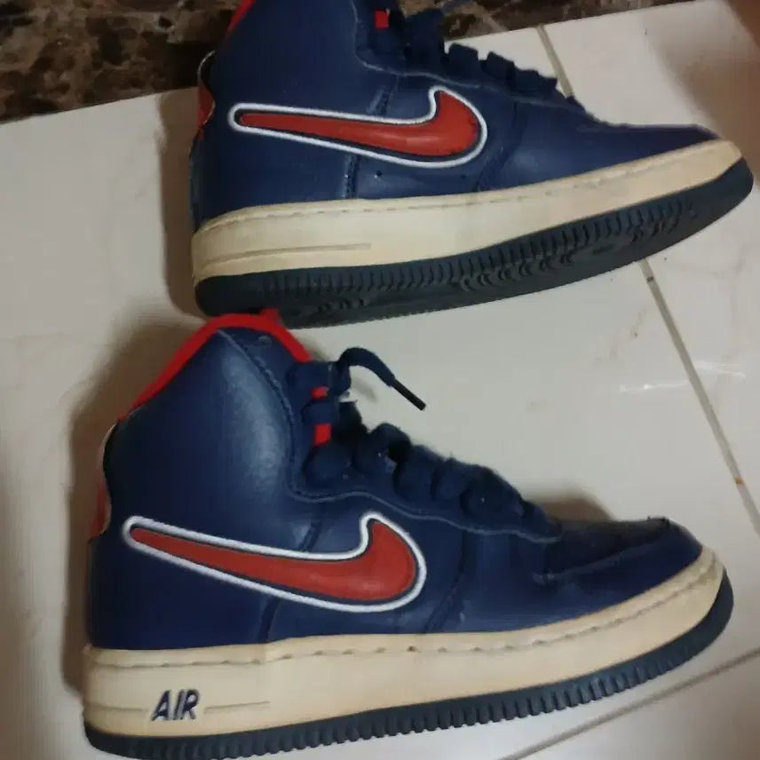 [BUNJANG] Nike Air Force 1 High Navy Red (23cm) / 나이키 에어포스 1 하이탑 네이비 레드/23센치