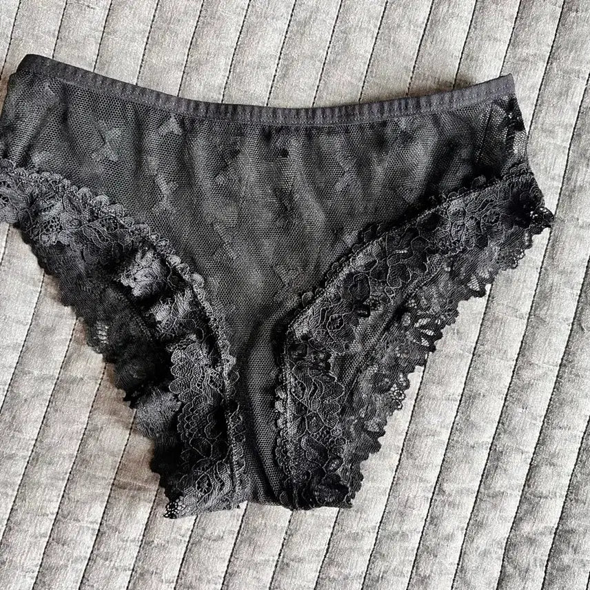 [BUNJANG] Chic Butterfly Lace Panty - Black / (중고) 시크 버터플라이 레이스팬티 블랙