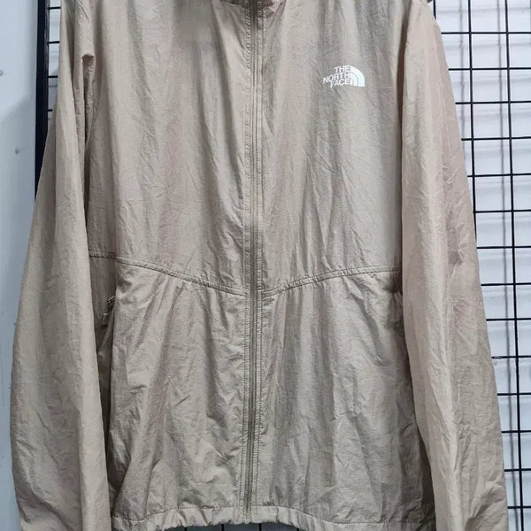 [BUNJANG] The North Face Fly High Hooded Windbreaker Jacket Beige XXL / 110-115XXXL 노스페이스 플라이하이 후드 바람막이 자켓.