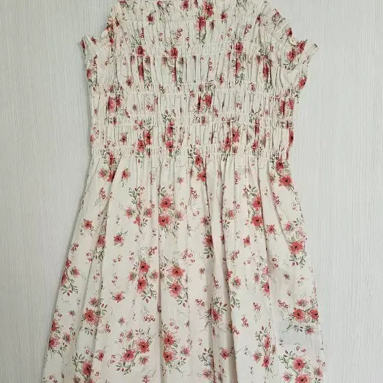 [BUNJANG] H&M Smocked Mini Dress - Size M / 나시 미니원피스 H&M M사이즈