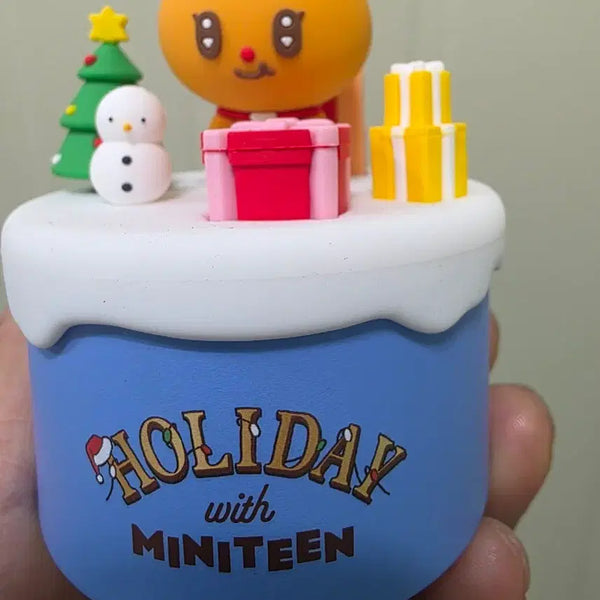 [BUNJANG] Seventeen Miniteen Holiday Music Box Figure / 홀리데이 위드 미니틴 피규어세븐틴 '미니틴(MINITEEN)'의 홀리데이 뮤직박스 피규어