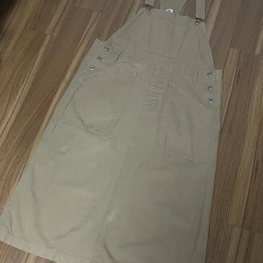 [BUNJANG] Chiquita Overalls Skirt / chiquta 치키타 오버롤 스커트(착용샷 있음)