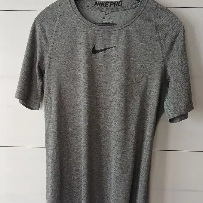 [BUNJANG] Nike Pro Dri-FIT Jersey Size S / 나이키 프로 드라이핏 져지 S 사이즈 사용감 스우시약간벗겨짐있음