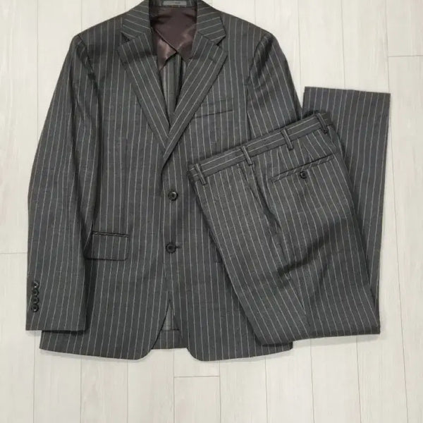 [BUNJANG] Jigye Stripe Suit Set / 지이크 스트라이프 수트 셋업