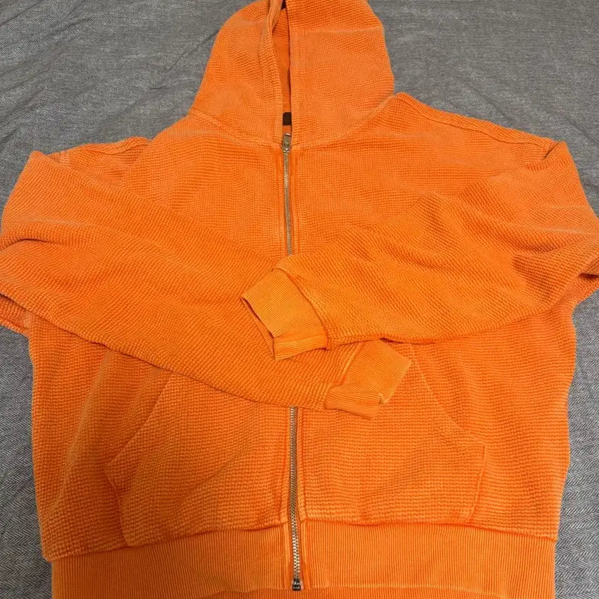 [BUNJANG] Zara Washed Waffle Sweatshirt - Size S / [새 상품]자라 워시드 와플 스웨트셔츠 S