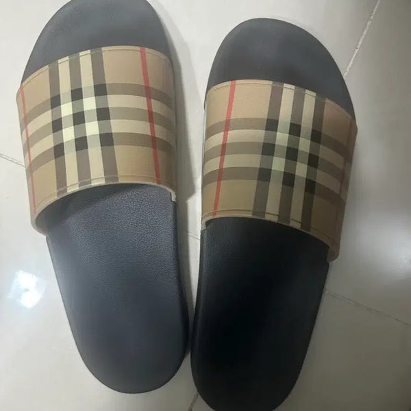 [BUNJANG] Burberry Men's Slippers / 버버리 남성 슬리퍼