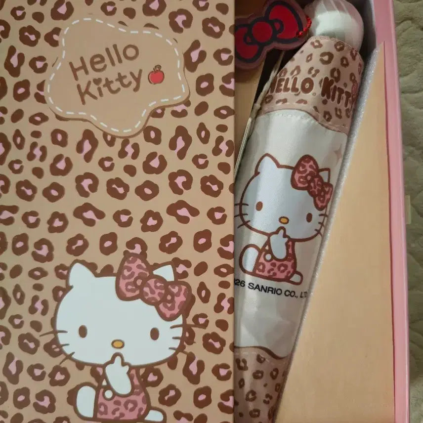 [BUNJANG] Hello Kitty Leopard Print Folding Umbrella / 헬로키티 레오파드 접이식 우산