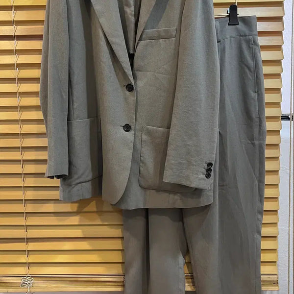 [BUNJANG] Studio Tomboy Women's Light Khaki Summer Suit Set - Loose Fit Jacket & Suit Slacks / 스튜디오톰보이 여성 연카키 여름정장셋업 루즈핏자켓 정장슬랙스