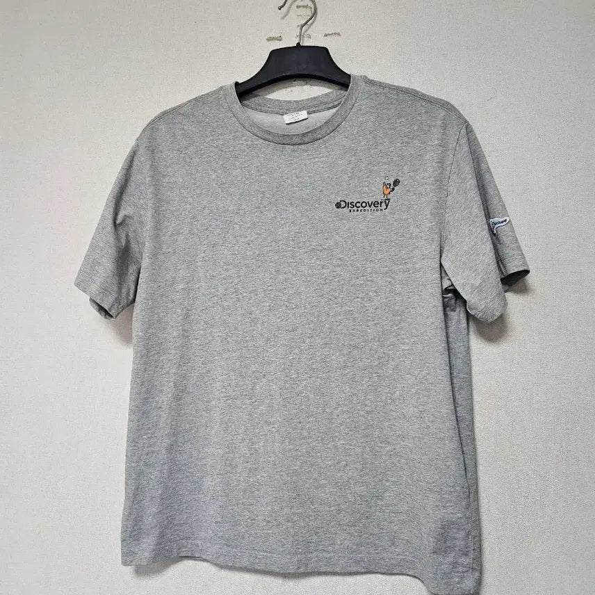 [BUNJANG] Discovery Expedition Tennis Graphic T-Shirt (Size 105) / 디스커버리 105호 반팔티